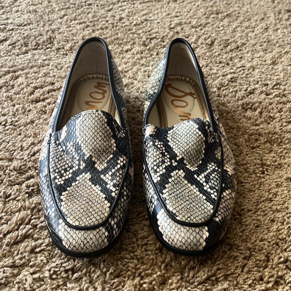 I have too many shoes and need to clean out my closet!